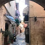 Vecchio Arco A Bari Vecchia