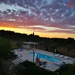 Trullo Serena E Villa Primavera, Con Uso Di Piscina