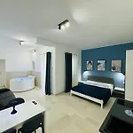 Philia Rooms
