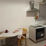 Basilica Di San Martino Monolocale Grazioso A 2 Min Dal Centro
