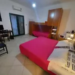 Breezes B&B