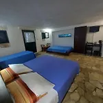 Breezes B&B