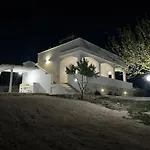 Villa Top Of The Hill