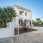 Villa Torre Cesarea