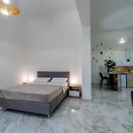 Bella House