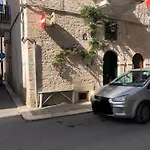 La Piccola Casa Di Tania