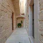 Via Cota 24
