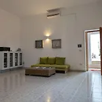 Casa Vacanze Con Piscina A 2 Passi Da Lecce P1