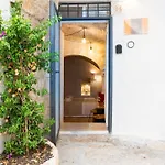 Atagio Luxury Room