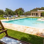 Villa Mincodda By Villa Plus
