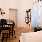 Welchome Apartment And Luxury Rooms