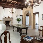 Villa Tuzzo