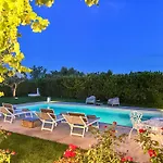 Td Trulli Della Rosatella Typical Trulli With Pool