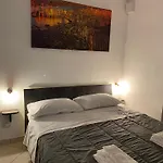 Room Mazzini