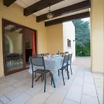 Maria Antonietta With Garden - Happy Rentals