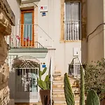Antiche Mura Apartments