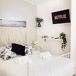 Torre Dalu' - A Due Passi Dalla Spiaggia Di Porta Vecchia, Con Terrazzo Privato E Netflix