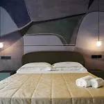 Villa Della Lupa Luxury Rooms
