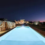 Kyvos 10, Emma Villas
