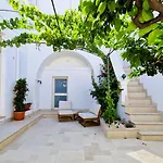 Corte Dioniso Eco Apartments & Suites
