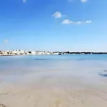 Sunrise Apartment In Villa With Private Parking And Air Conditioning
