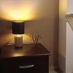 Kimia Home, Centro