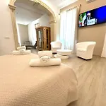 Bed E Suite Domar