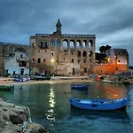 White Suite Polignano 08