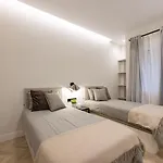 La Dolce Vita Apartment Retreat