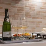 Palazzo Savino Southern Italian Lifestyle - Epoca Collection