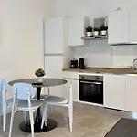 Laus Andrea Da Bari Luxury & Design Apartment 2