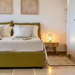 Villa Monamu By Raro Villas