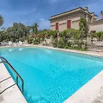 Villa Dei Glicini 8&2, Emma Villas