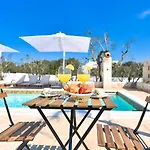 Villa Moonrice