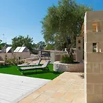 Trulli Dei Ciclamini