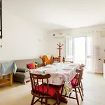 Amazing Home In Torre Chianca - Lecce With Wifi