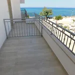 Bilocale Con Balcone Sul Mare 107