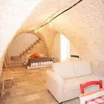 Charming Home With Pool, Near Cisternino