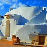 Beautiful Trulli In The Heart Of The Valle D Itria