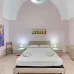 Palazzo Rondine - Affittacamere Con Cucina