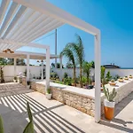 Villa De Nuzzo - Bed & Breakfast