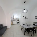 Appartamenti Via Del Muro Antico