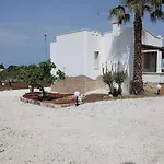 Villa Maris - Giardino-Parcheggio-Veranda Esterna