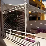 Casa Paola Villino Piano Terra A 500 M Dal Mare