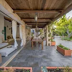 Sunshine House - Villa Con Ampi Spazi, Piscina E Comfort Moderni