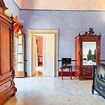 Palazzo Insula