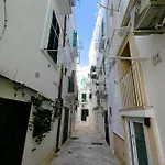 Pietralisa 35 - Historic Home In Monopoli Old Town
