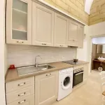 Nella Corte Di Lecce