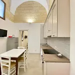Nella Corte Di Lecce