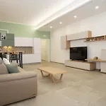 Urban Suite - The Fab Stay